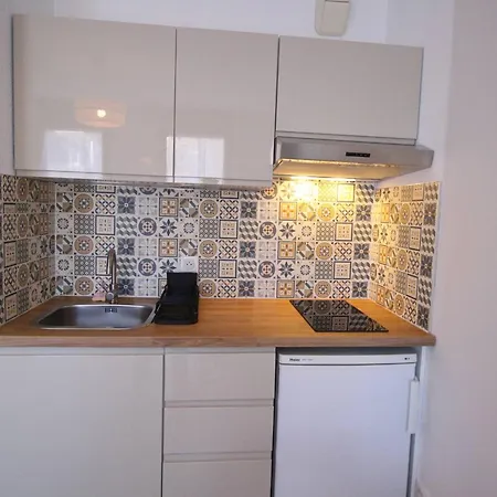 2 Pers, Parking, Proche Thermes & Commerces - Fr-1-313-156 Appartement Bagnères-de-Luchon